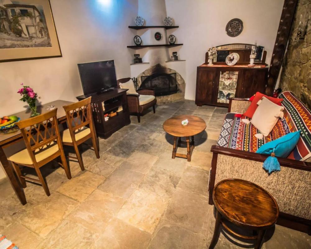 фото Nikis House