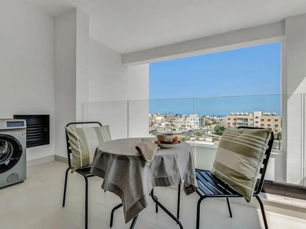 фото Sanders Elgio - Charming Studio With Balcony