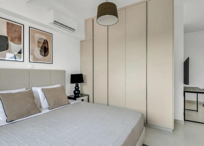 Sanders Elgio - Charming Studio With Balcony