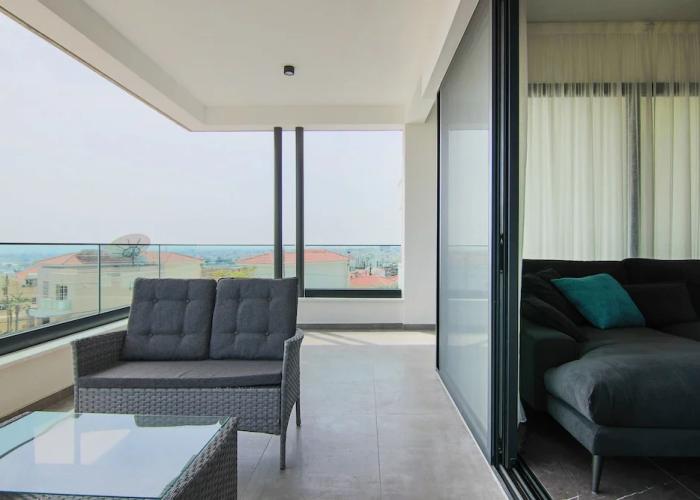 Phaedrus Living: City View Anna Residence 102