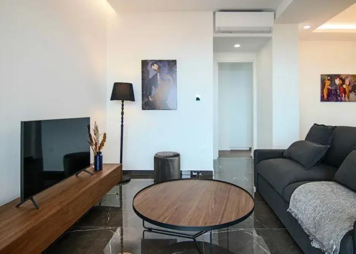 Phaedrus Living: Sea View Anna Residence 301