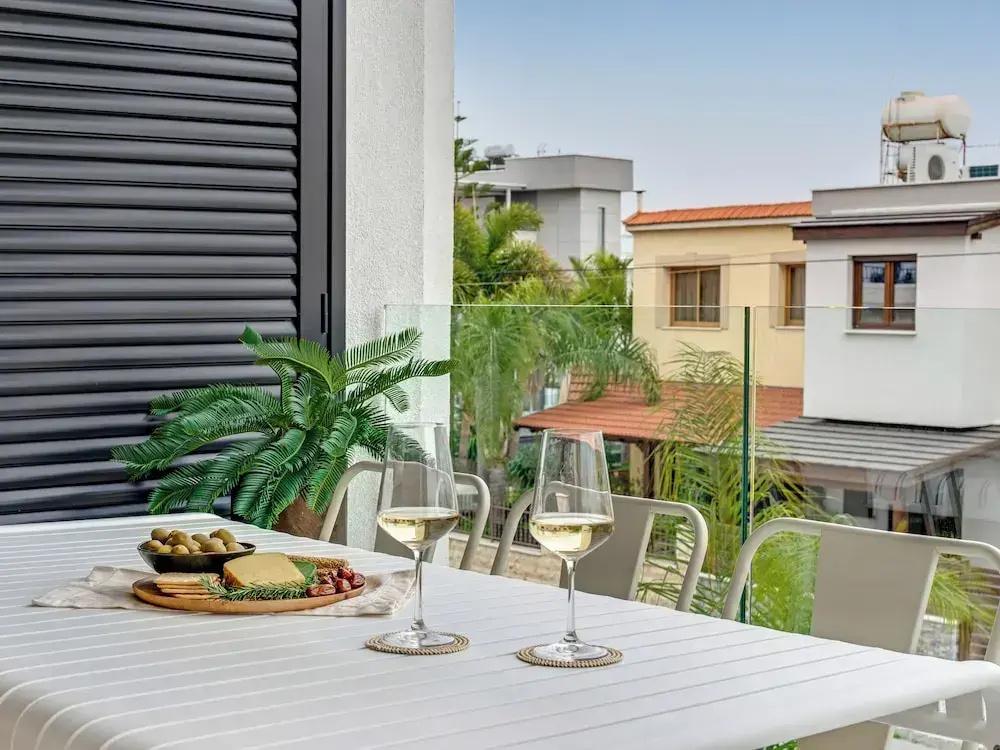 фото Sanders Only Limassol