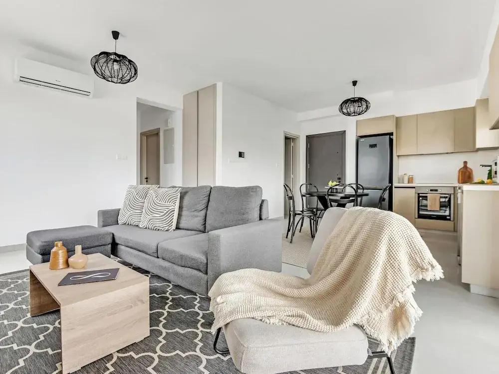 фото Sanders Only Limassol