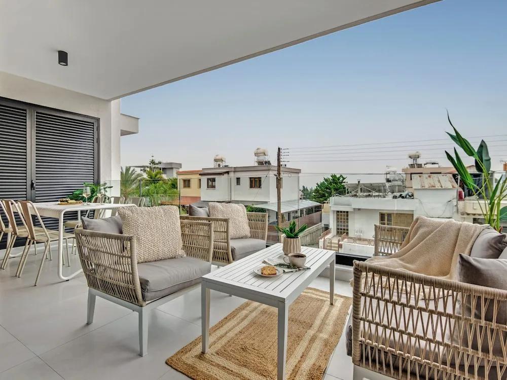 фото Sanders Only Limassol