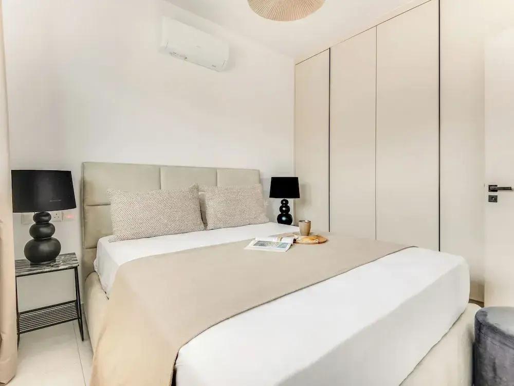 фото Sanders Only Limassol