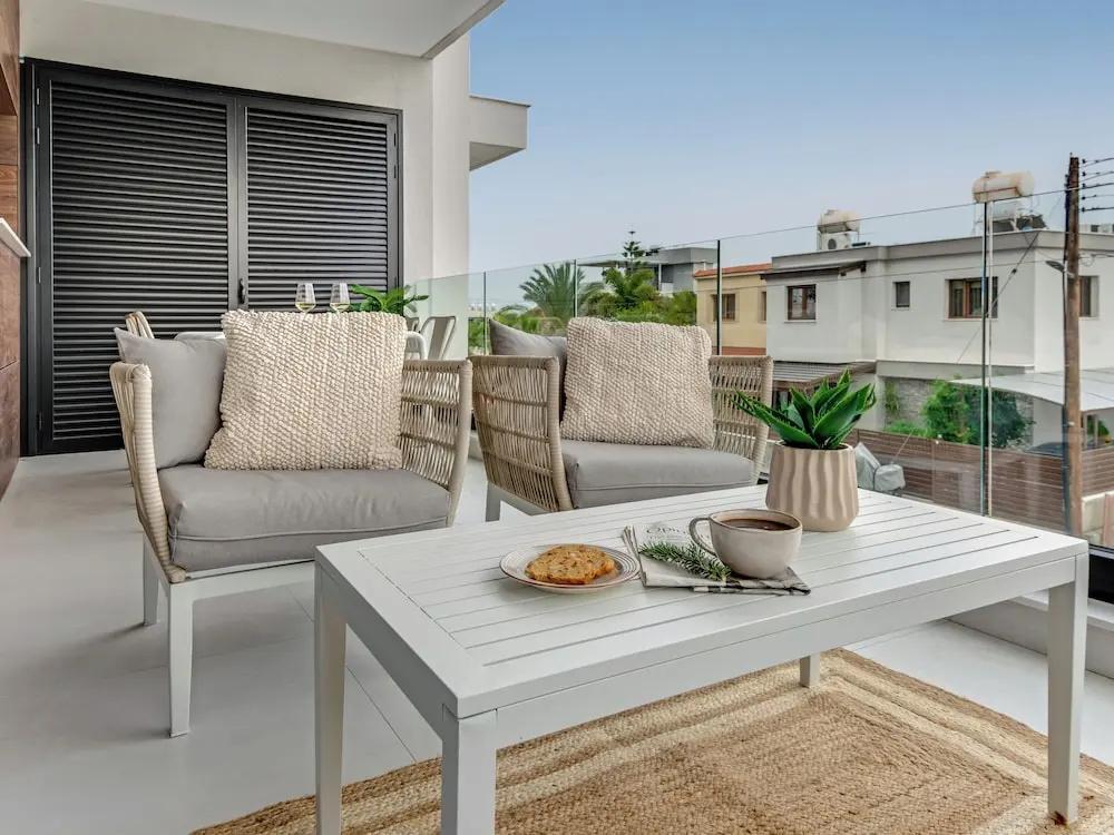фото Sanders Only Limassol