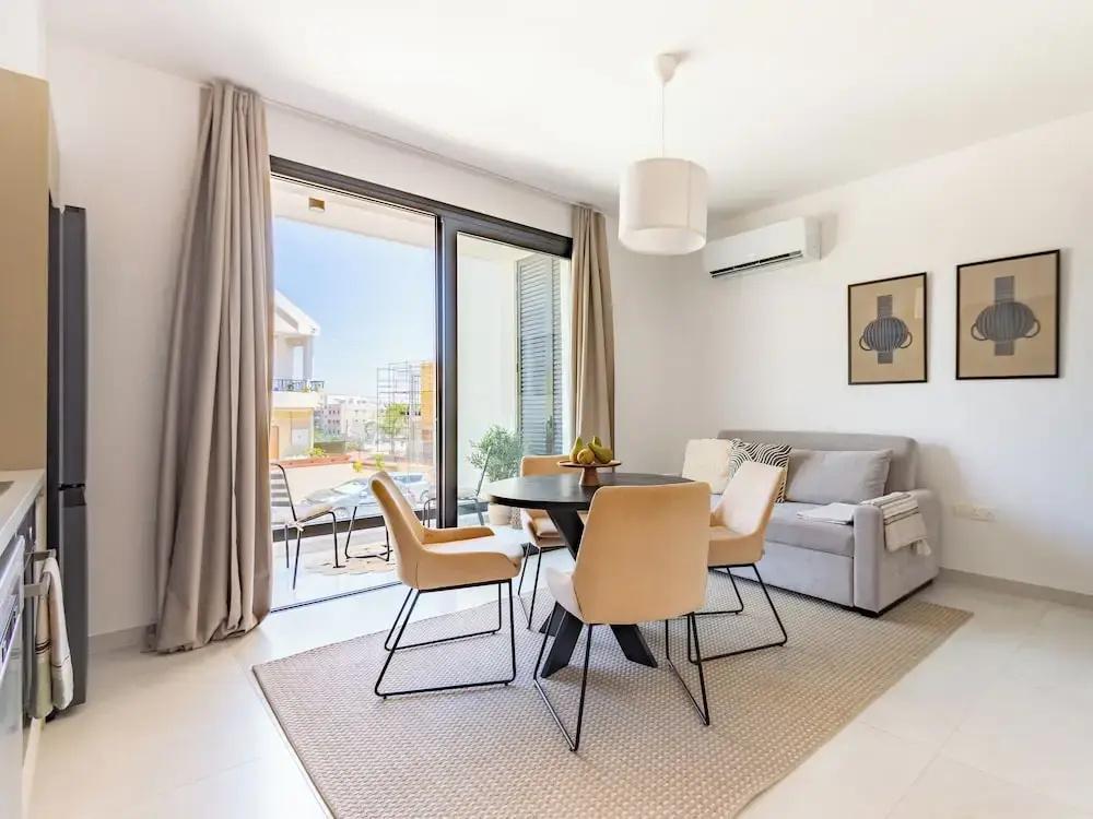 фото Sanders Only Limassol