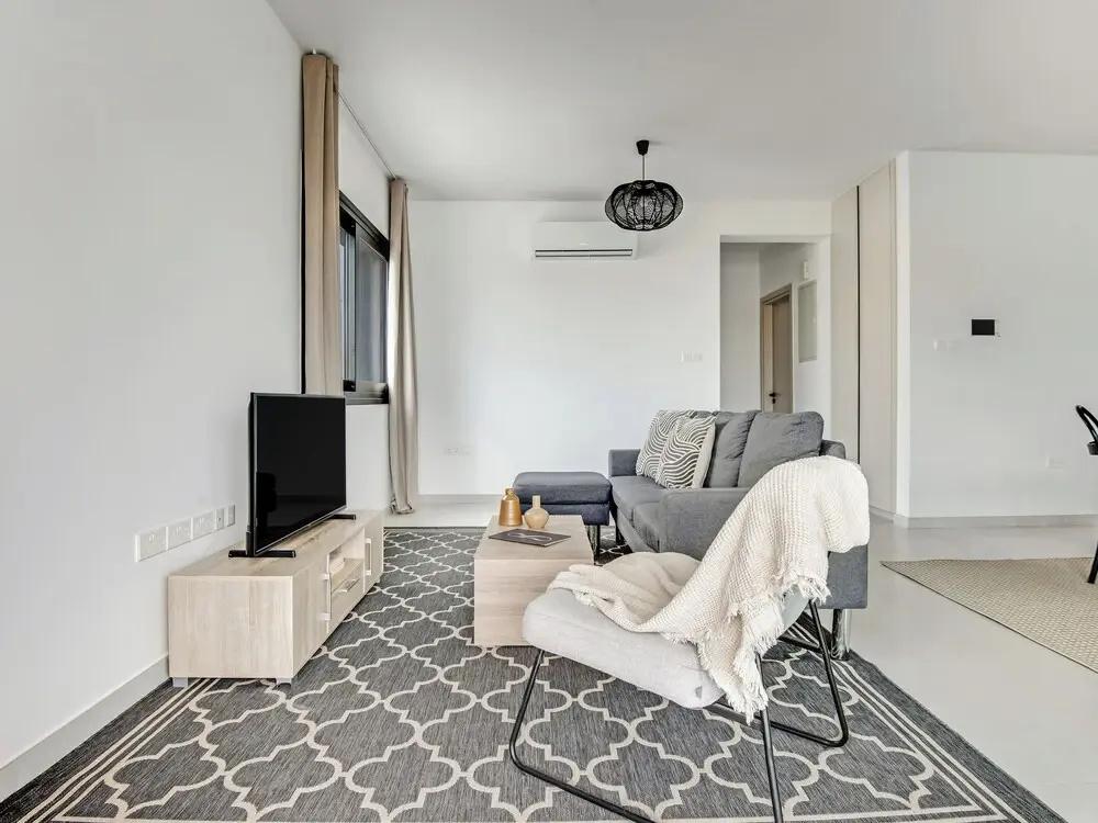 фото Sanders Only Limassol