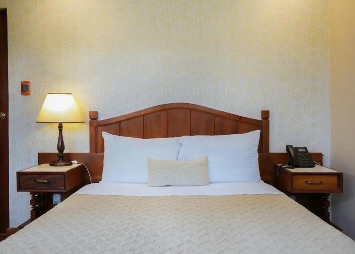 Uzhupud Garden Hotel & lodge