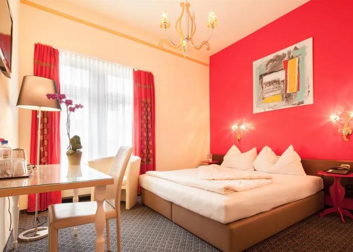 Hotel Ambassador