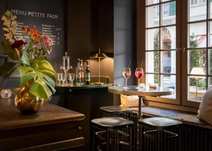 La Couronne Atelier Dependance