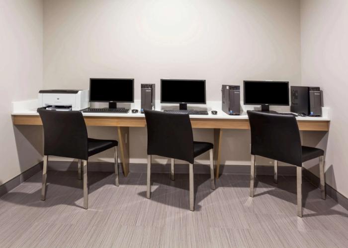 Microtel by Wyndham Casselman