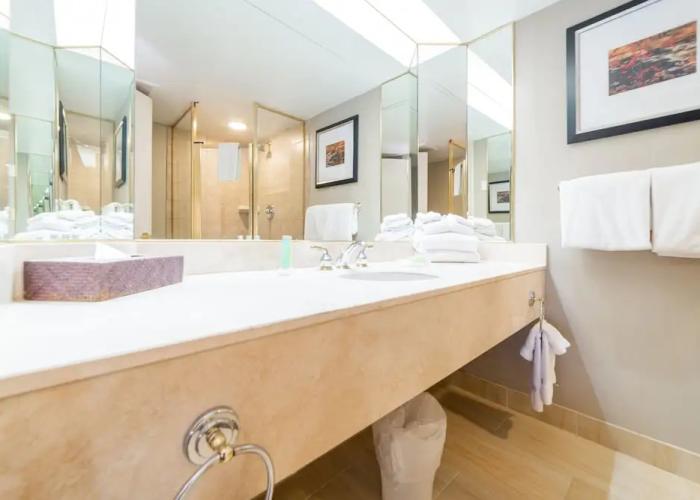 Horseshoe Valley Suites - The Azure