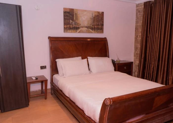 Fryburg Suites