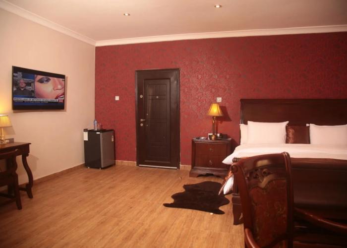Fryburg Suites