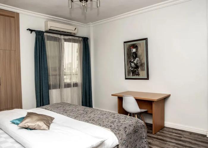 Maroko Bayshore Suites