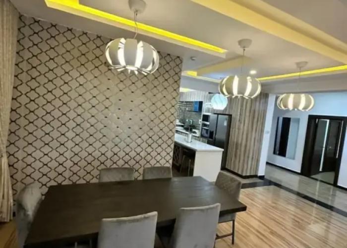 Nigus House Oniru
