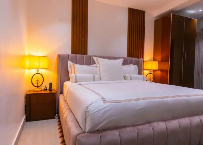 Isglo Hotels Ikoyi
