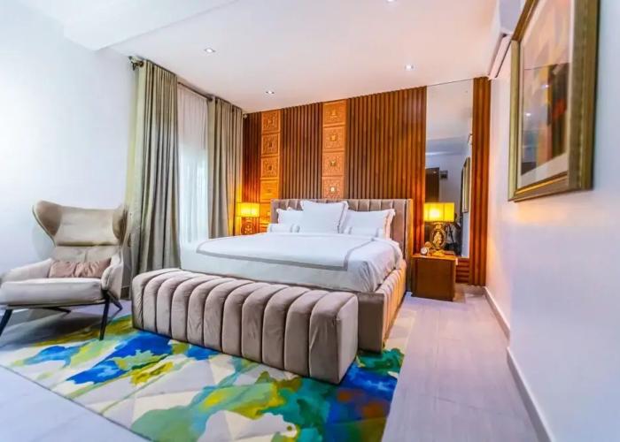 Isglo Hotels Ikoyi