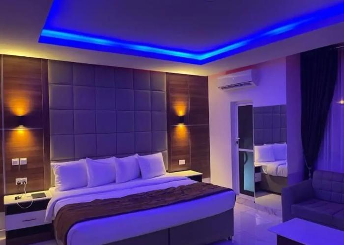 Presken Hotel Victoria Island