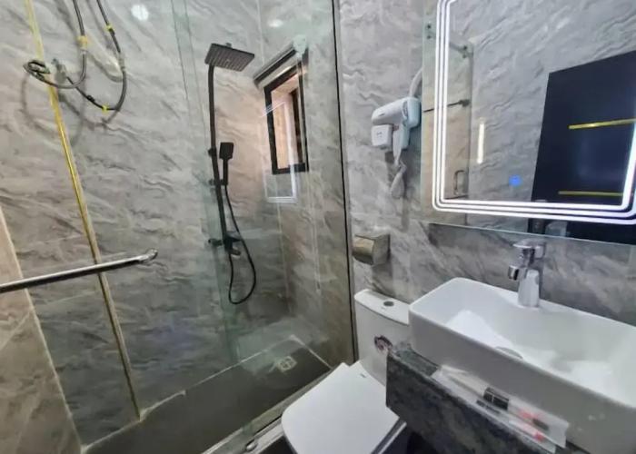 DeGrosvenor Hotel and Suites Lagos