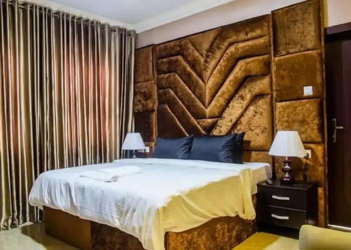 DeGrosvenor Hotel and Suites Lagos