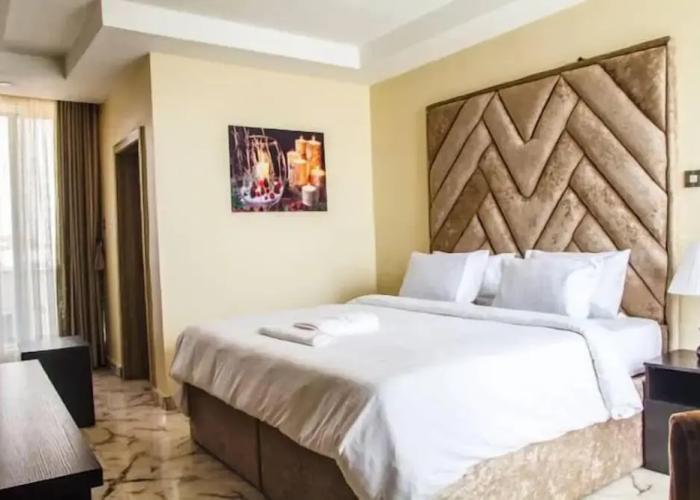 DeGrosvenor Hotel and Suites Lagos