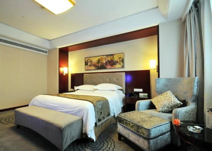 Excemon Hefei Peace Hotel