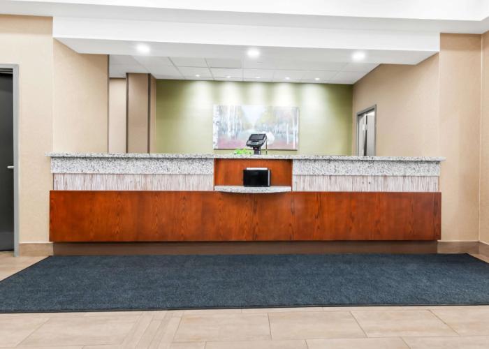Best Western Plus Fergus Hotel