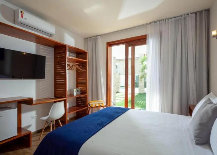 Aiolos Hotel & Discoveries