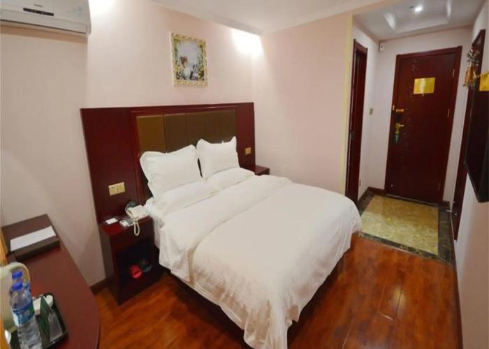 GreenTree Inn Hefei Feixi West People Road Guanyi Road Express Hotel