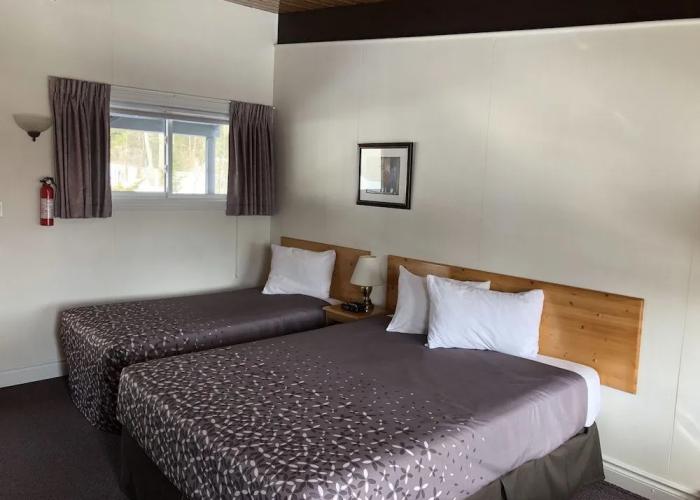 Lakeview Motel