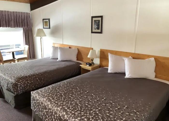 Lakeview Motel