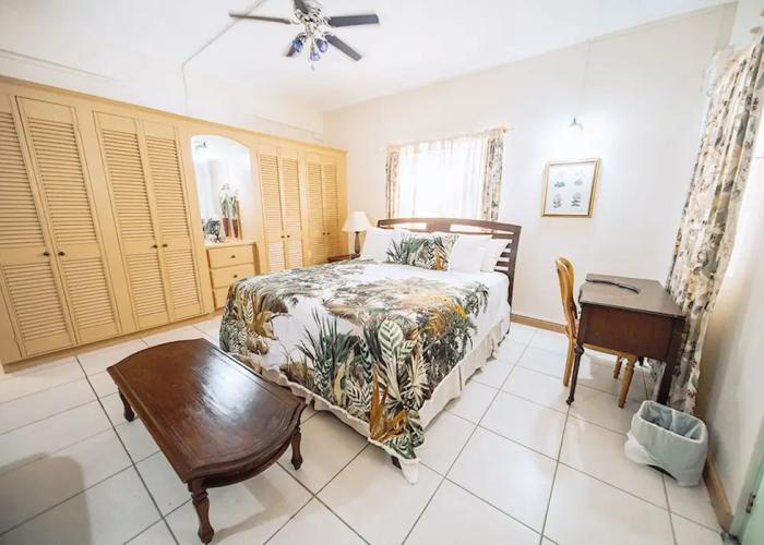 ClarenceVille Villa Apartments