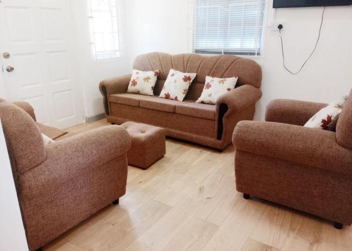 Impeccable 2-bed House in St Patrick's