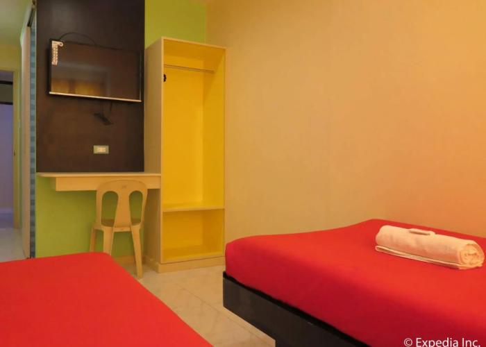 Royale House Hotel Davao powered by Cocotel