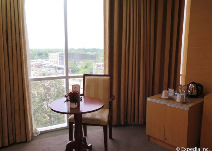 Big 8 Corporate Hotel