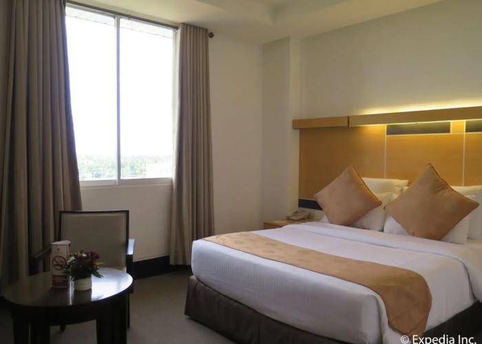 Big 8 Corporate Hotel