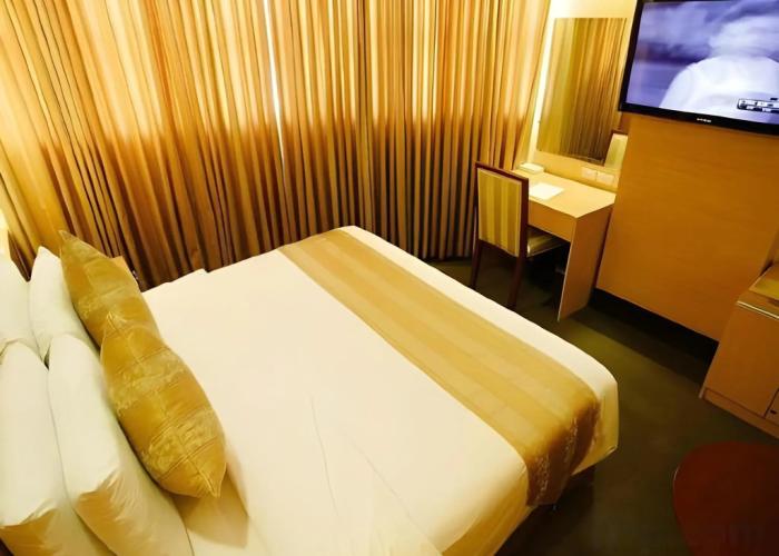 Big 8 Corporate Hotel