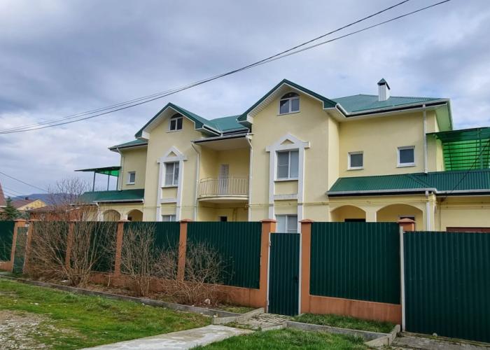 Malakhit Guest House