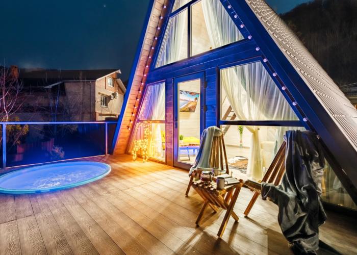 Dizaynerskiy relax A-Frame Private house
