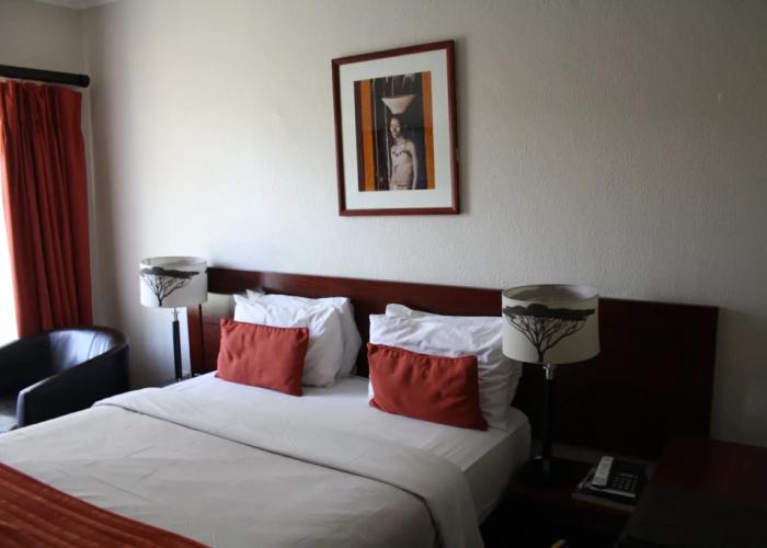 Cresta Botsalo Hotel