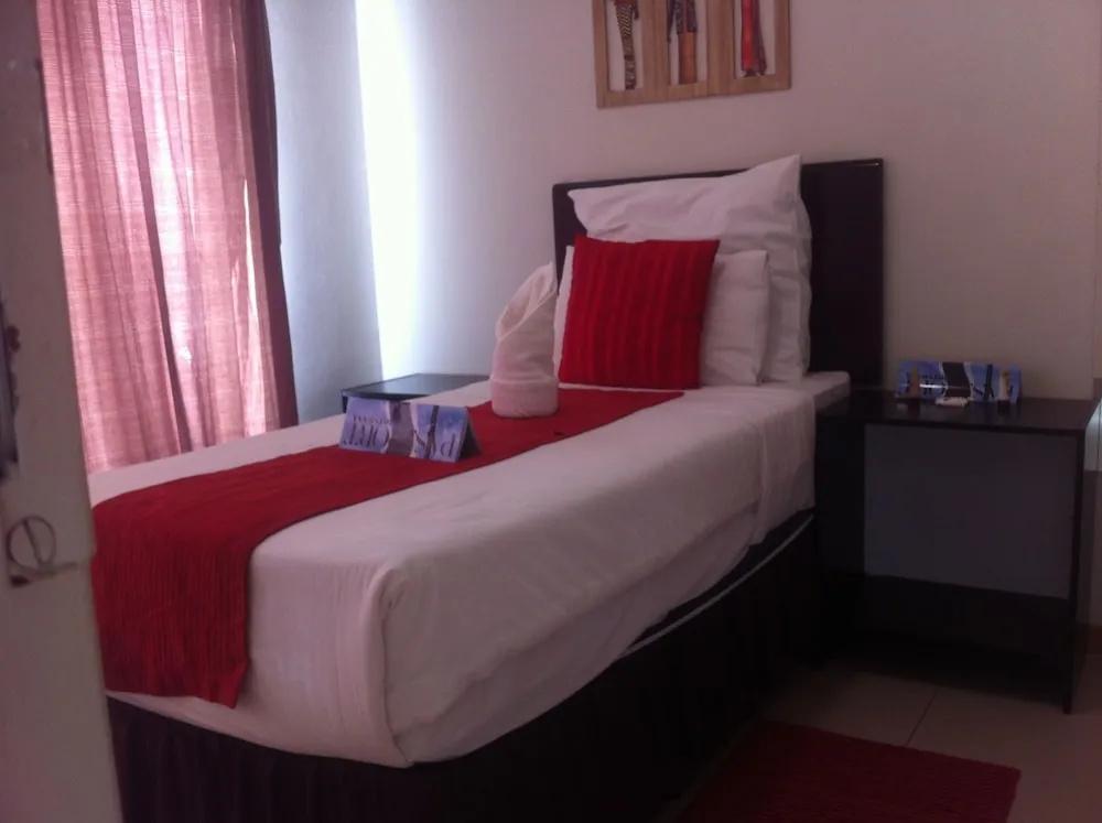 фото Hill View Inn