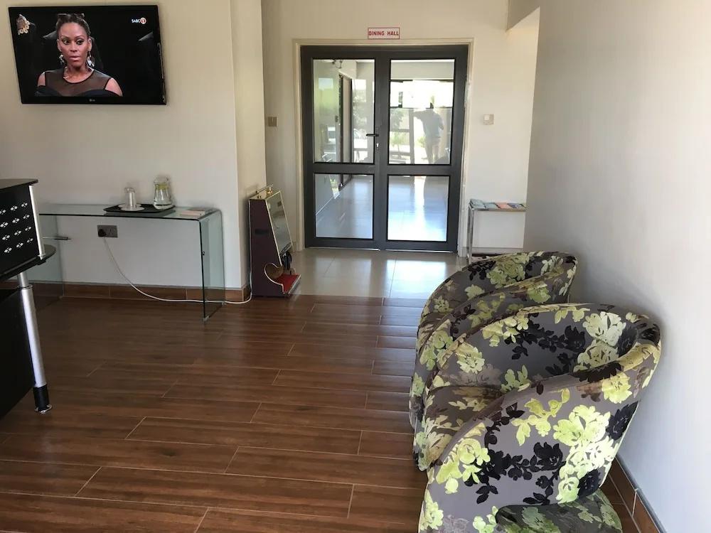 фото Hill View Inn