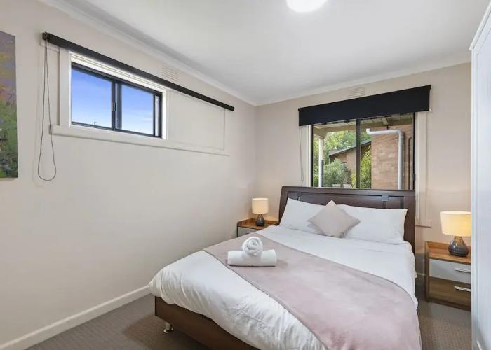 The Gazebo Place - Spacious 4 Bedroom near Murray River
