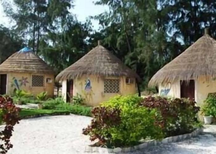 Hotel & Campement du Lac Rose