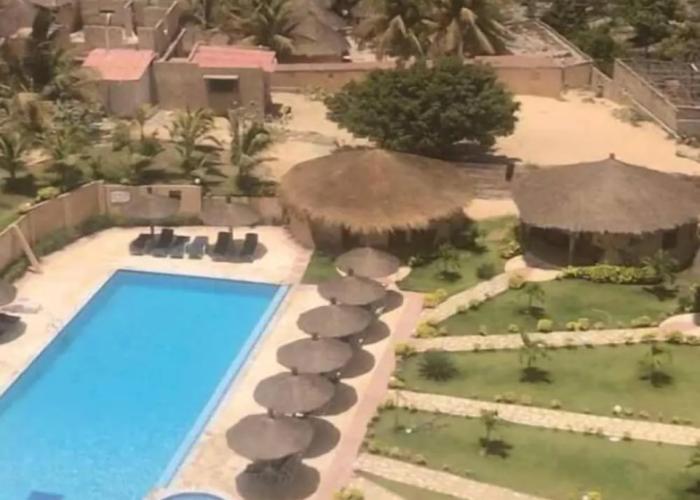 Hotel & Campement du Lac Rose