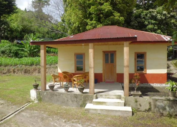 Tuk Tuk Timbul Bungalows