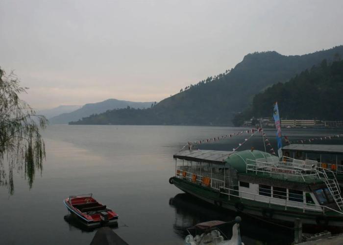 Pandu Lakeside Hotel Parapat - Toba Lake
