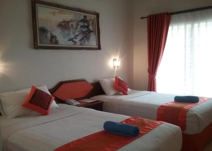 Parapat View Hotel